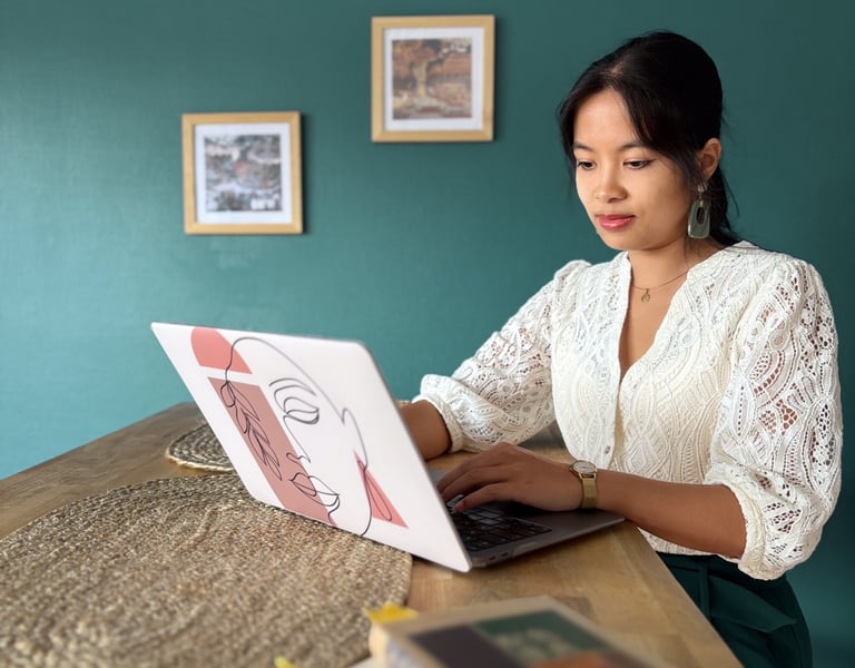 Charlina Studio, graphiste identité visuelle à Toulouse