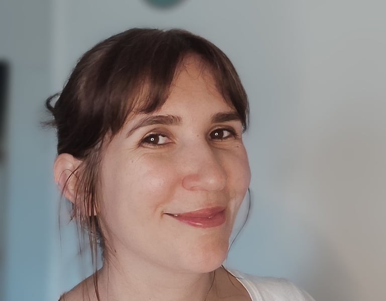 Charlotte Cardon massage shiatsu et tarologue