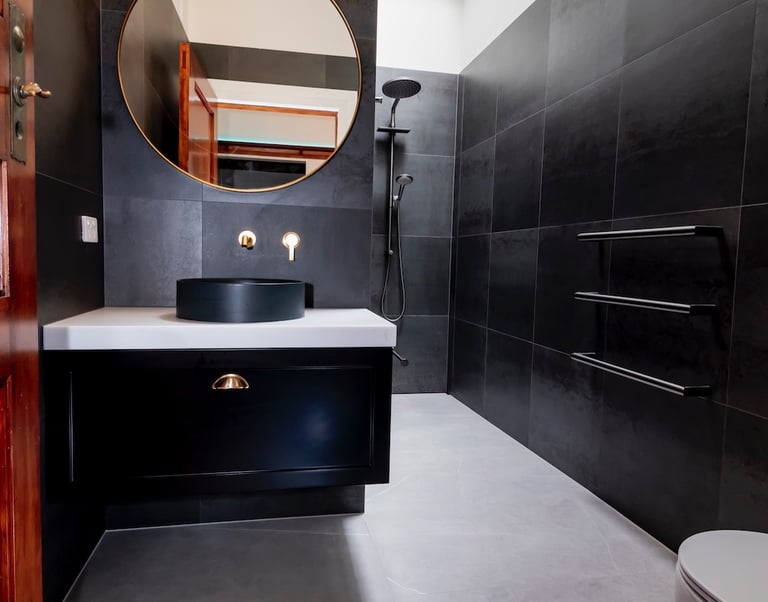 Designer Black Bathroom by Qualitas Builders in Auckland