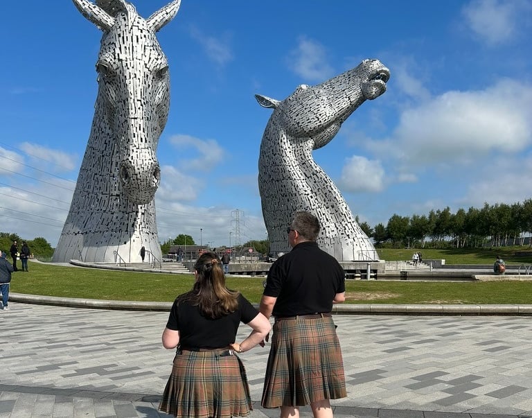 Tour Guide Scotland at the Kelpies