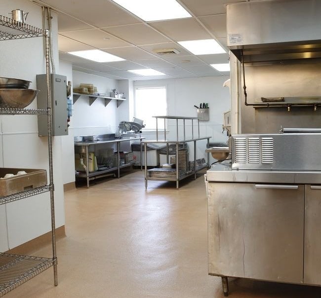 Epoxy lantai dapur MBG Depok