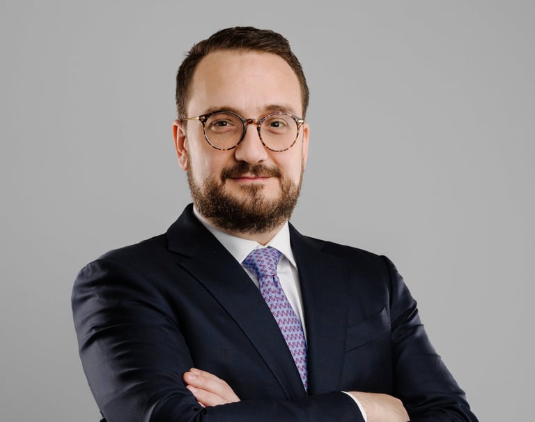 Deutsch italienischer Rechtsanwalt Alessandro De Maria