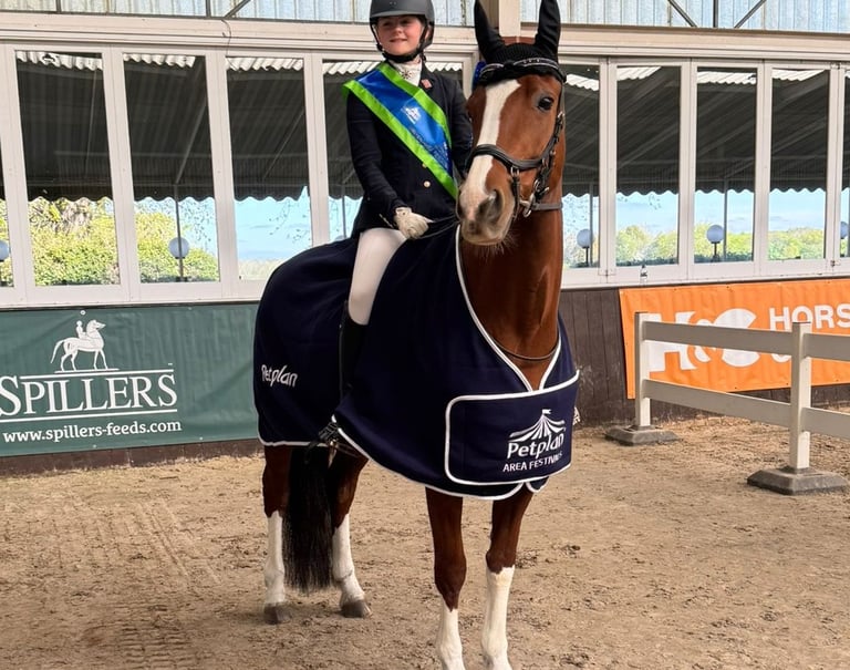 Rosie Shaw on her horse