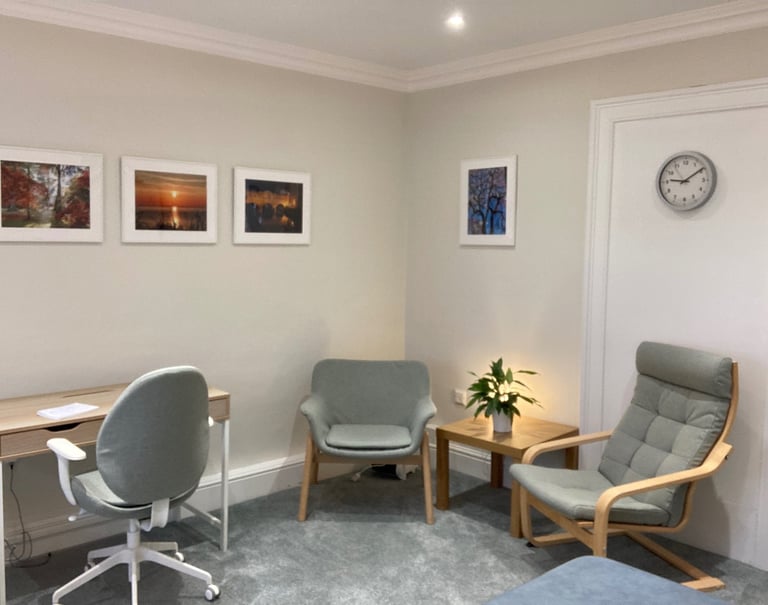 The Recovery Lab clinic room in Bath