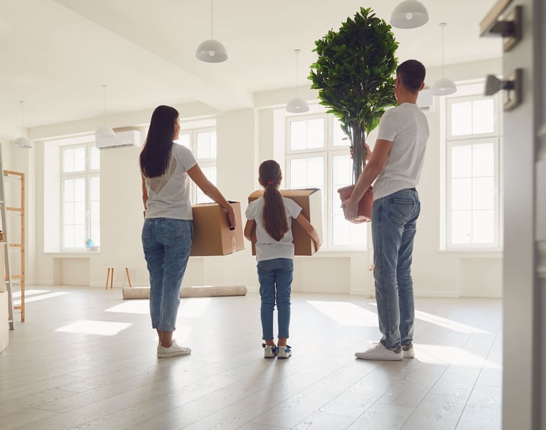 Un couple eménage dans son premier bien immobilier