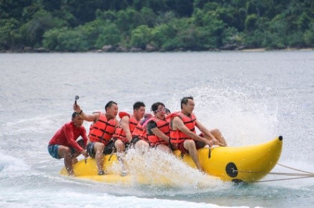 Banana Boat di Pulau Pagang, Kota Padang.Sumatera Barat
