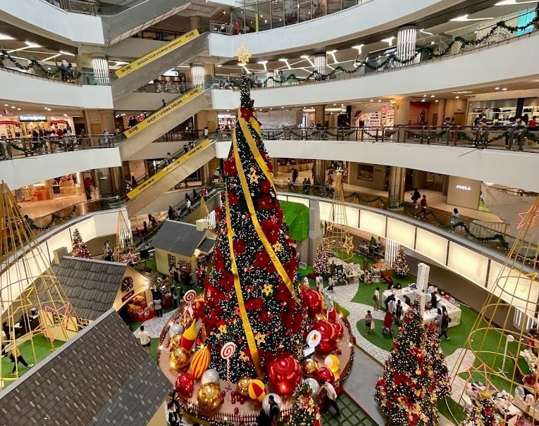 ONE UTAMA MALL