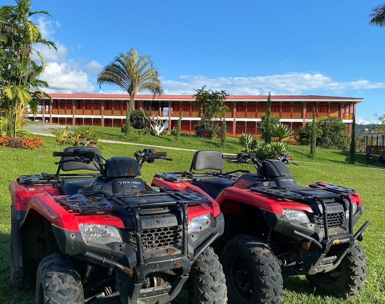 Aventuras 4 x 4 en cuatrimotos