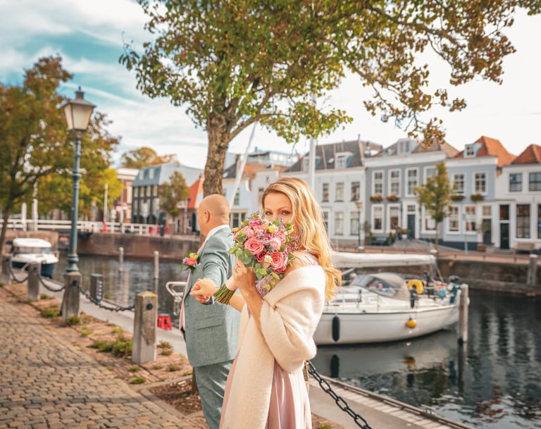 Bruiloft foto's koppel, trouwstel, koppelfoto's, gezinsfoto's, bruiloft foto's met hond, fotograaf