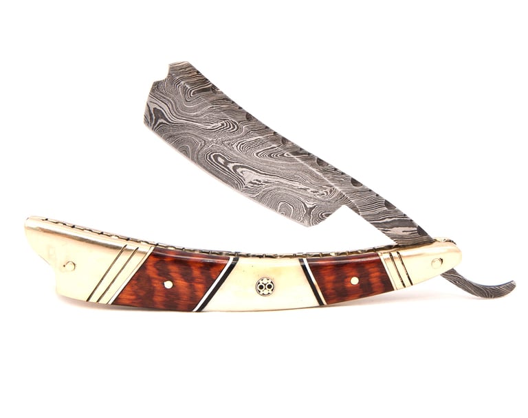 Damascus straight razor