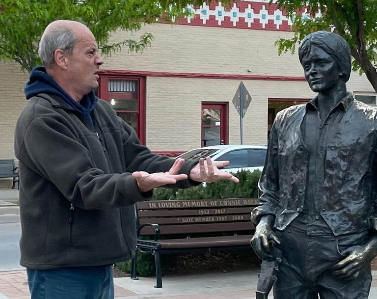 It was a choice between the brick wall just out of shot and this guy. The end result was the same.