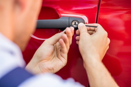 Auto locksmith in Shadwell