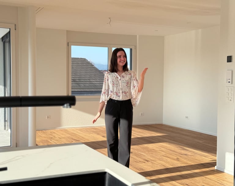 Foto von Audrey Räss als Immobilienmaklerin