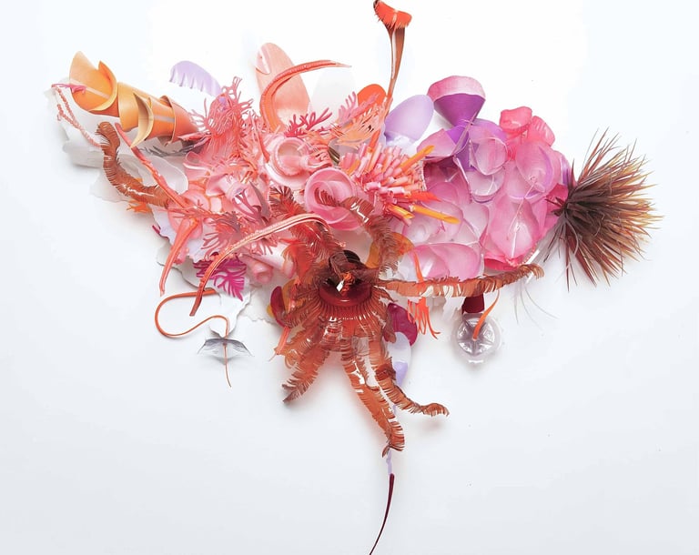 Aurora robson sculptures from plastic debris sustainable gallery merken magazine merkenmagazine