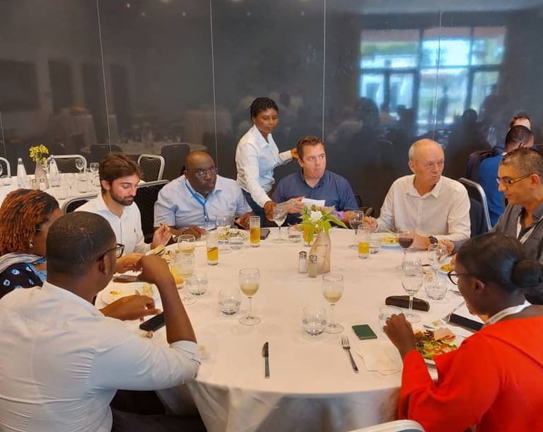 Image du 1er déjeuner du Club Abidjan HSE