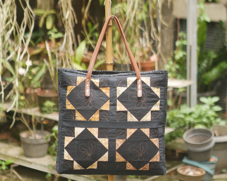 bag-totebag-patchwork-quilt-quilting-maple-sew-craft-
