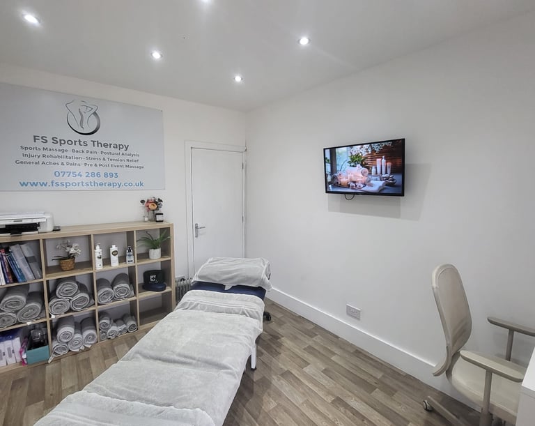 FS Sports Therapy Massage Treatment Room