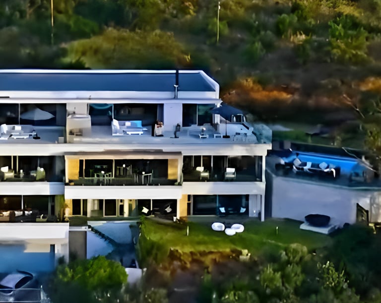 THE LLANDUDNO Ocean view sunset Villa for Rent