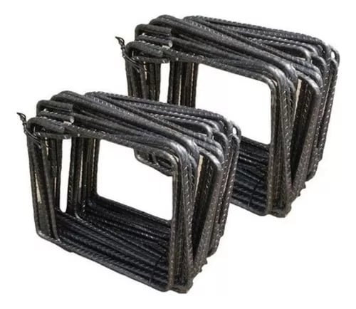 Estribos de ferro. Estribos A500. Ferro da construção. Aço para construção.