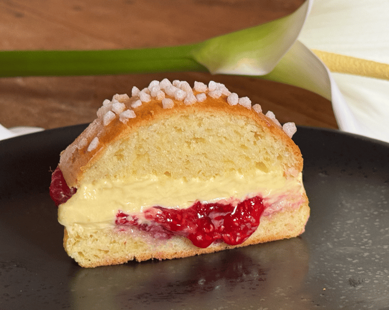 tropezienne ispahan framboise litchi rose