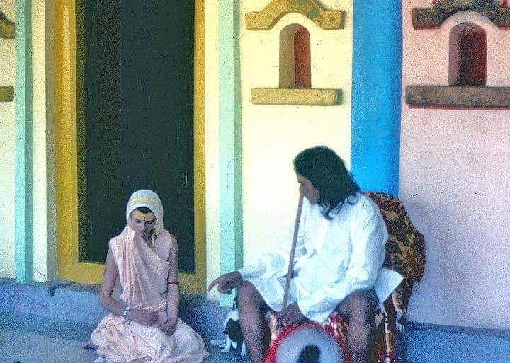 Shri Babaji e Gora Devi