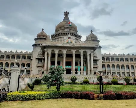 Bharat Yojna Stay Updated on Government Schemes and Jobs