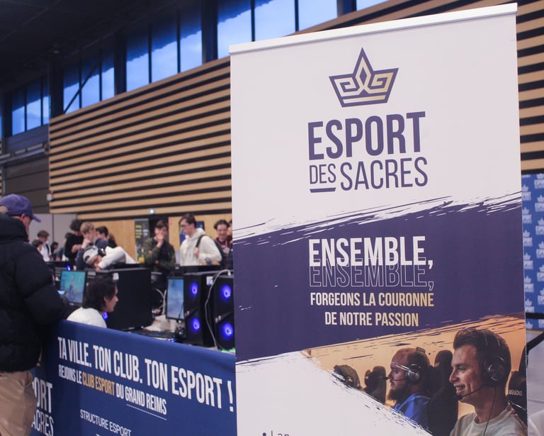 Photographie des visuels de l'association esportive Esport des Sacres, pour la Game in Reims.