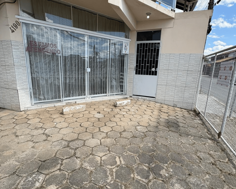 Garagem fechada da Vila Encanto 02