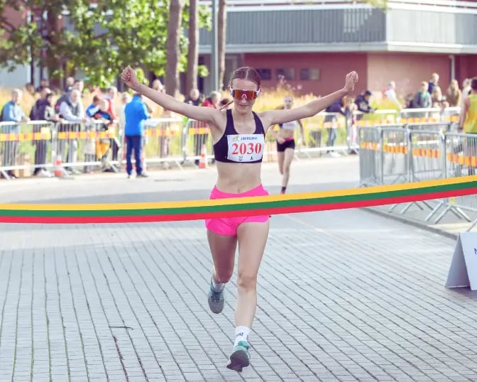 Tarptautinio Nidos Pusės Maratono Bėgimo 2025 2km jaunuolių bėgimo geriausia bėgikė