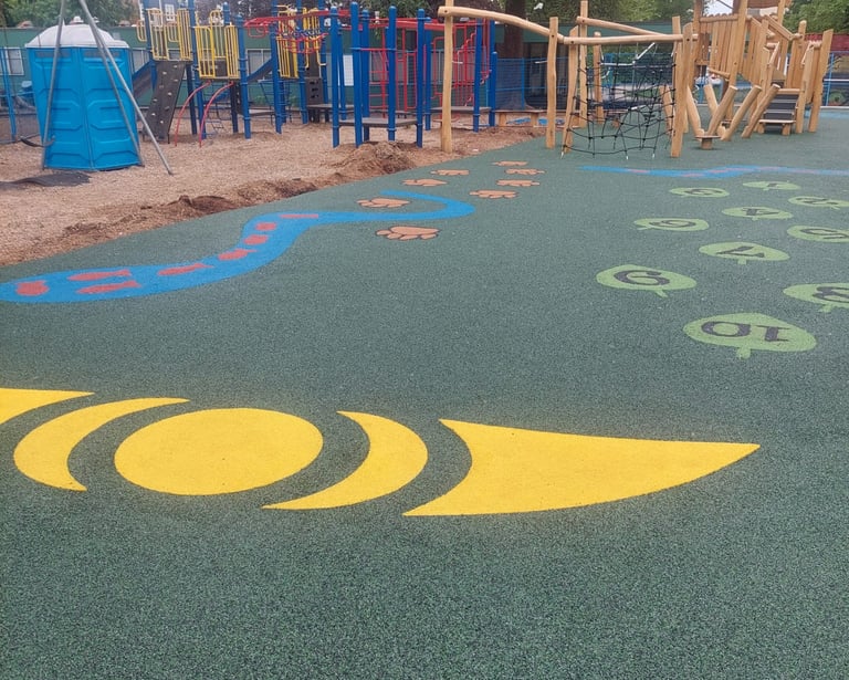 Lynnmour School Playground