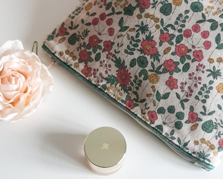 trousse à maquillage en tissu imprimé liberty Floralie