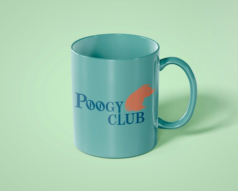 mug turquoise avec le logo "Poogy Club"