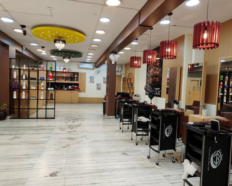 Beauty salon opposite Vani Vilas College VV Puram