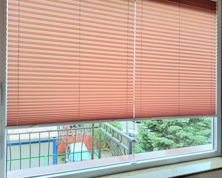 jaluzele plisate - Asiroll - producator jaluzele pisate - confectionam si livram in toata tara