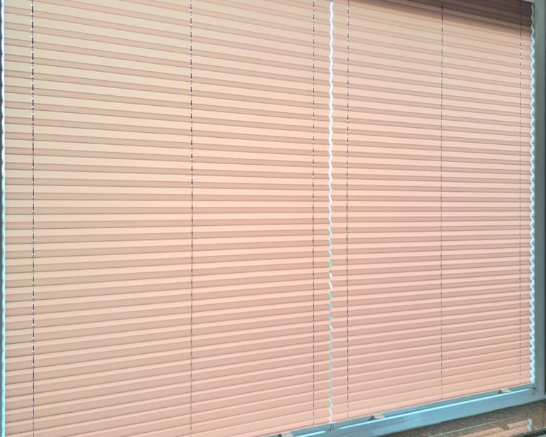 jaluzele plisate - Asiroll - producator jaluzele pisate - confectionam si livram in toata tara