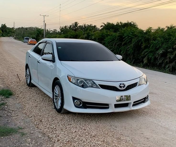 2013 toyota corolla on premium tyres