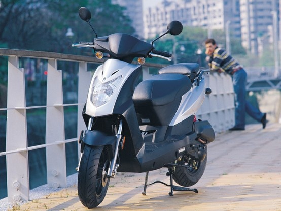 Location scooters Toulouse