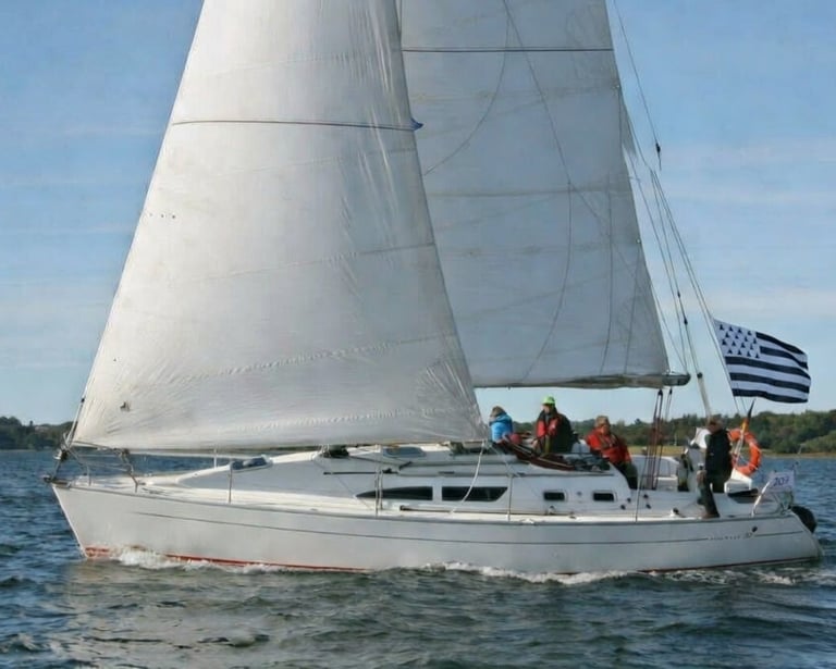 Sun Fast 37 sous voiles