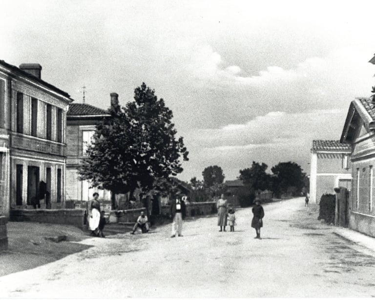 histoire-architecture-couvreur-ambares-et-lagrave