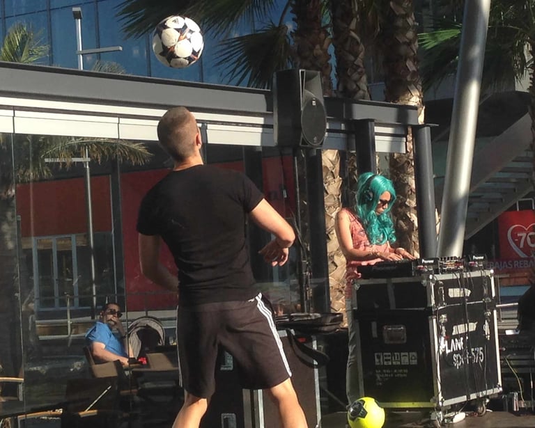 Football Freestylers in Malta