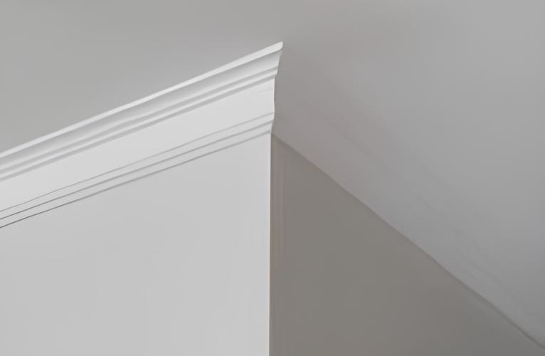 moldura de gesso em parede