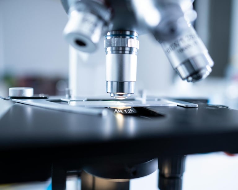 mentenanta microscoape