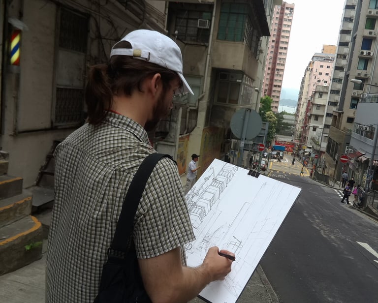 City sketcher Evgeny Bondarenko in Hong Kong