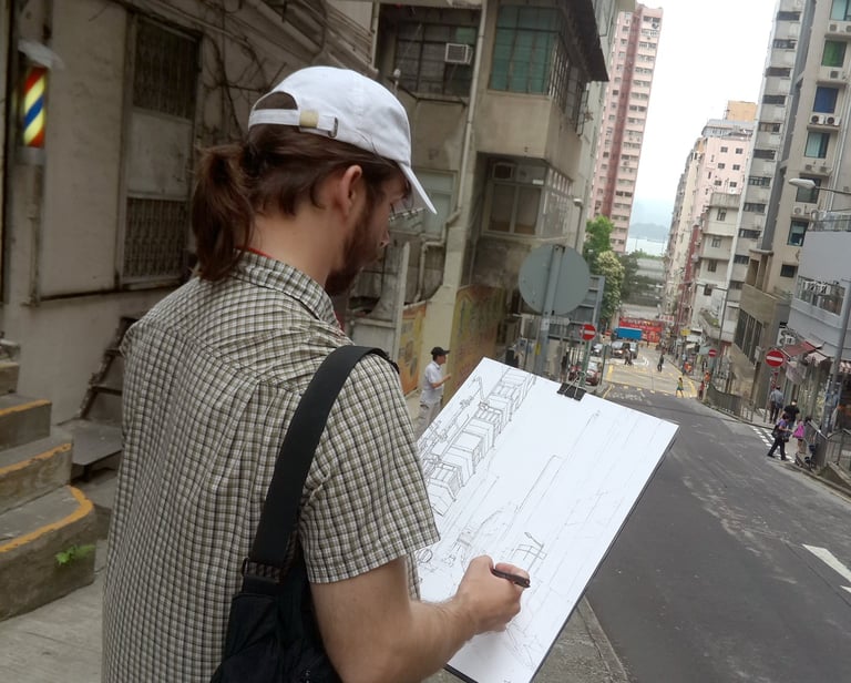 藝術家林仁亞在香港街頭素描
