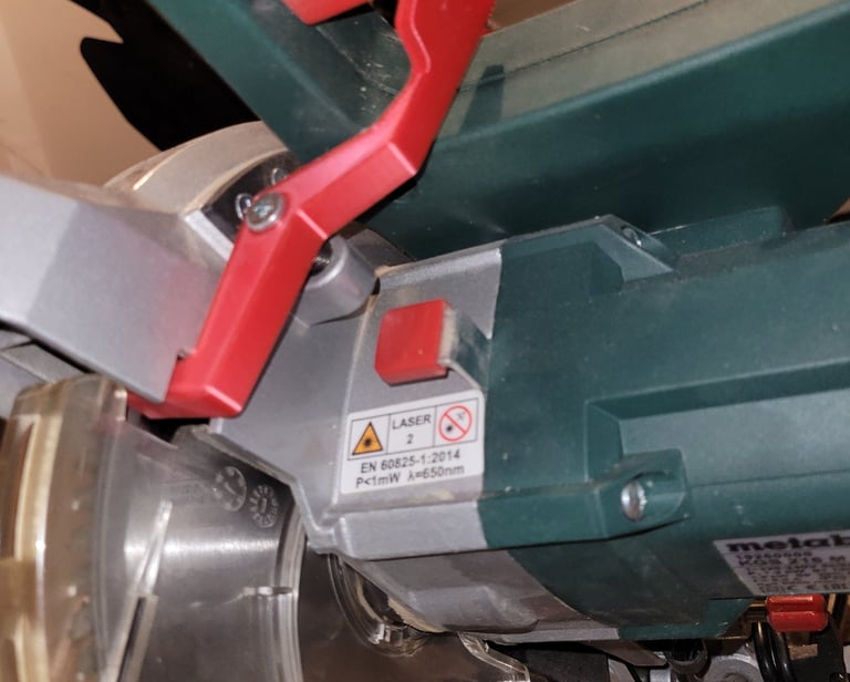 Replacement security strike plate for BOSCH circular saw