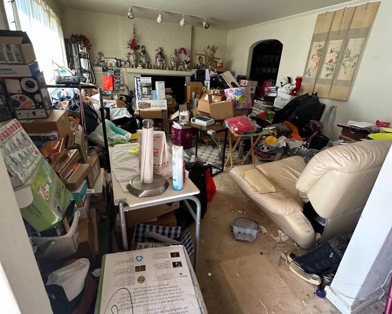 Hoarding cleanout services near me in San Francisco 94110 & Campbell.