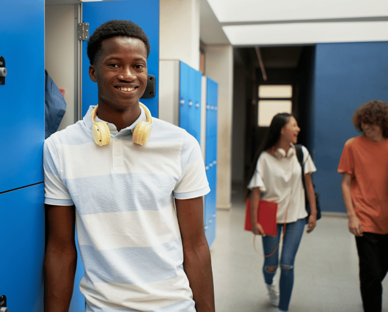 a man in a white shirt and a woman in a white shirt