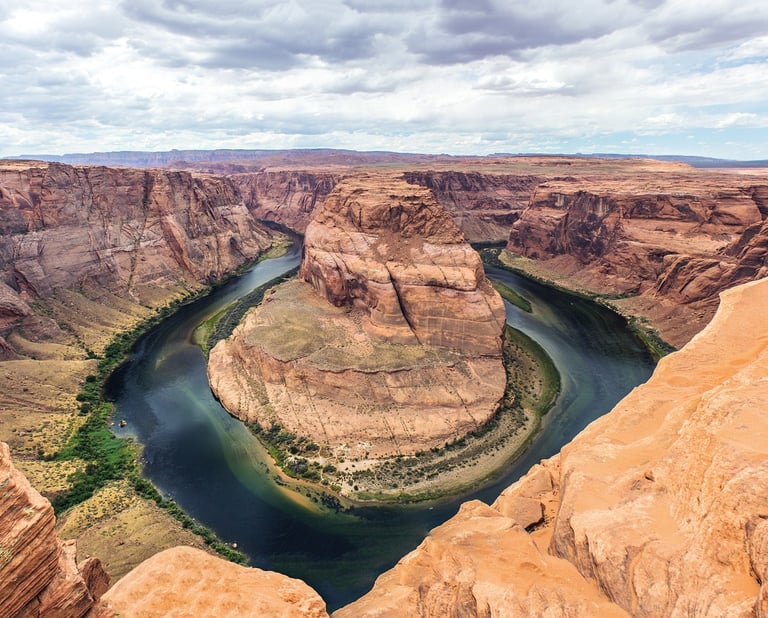 Flagstaff/Page Travel - Horseshoe Band carved out by the Colorado River