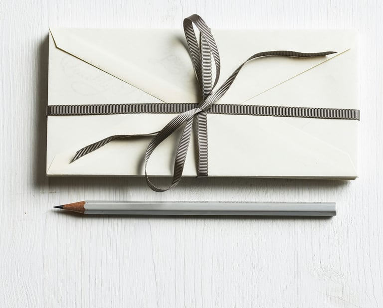 Chèque-cadeau ROUGE DESIGN, prestations agencement et home staging à offrir Nantes