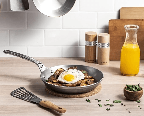 de Buyer Mineral B Pro carbon steel pan – non-toxic cookware made in France